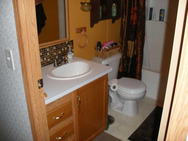 Oakland Estates Mobile Home Park 351 N. Squirrel Rd. #195Auburn Hills, MI 48326