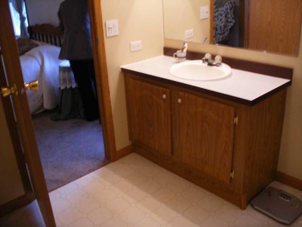 Oakland Estates Mobile Home Park 351 N. Squirrel Road #199Auburn Hills, MI 48326