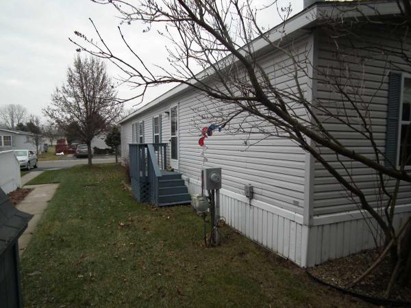 Independence Woods 2500 Mann Rd. #64Clarkston, MI 48346
