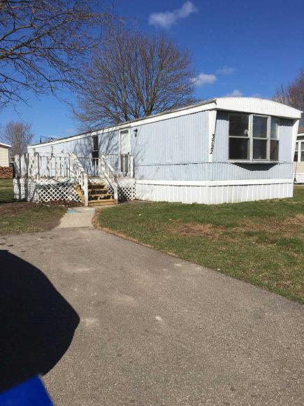 Sashabaw Meadows 3722 Birch StreetClarkston, MI 48348