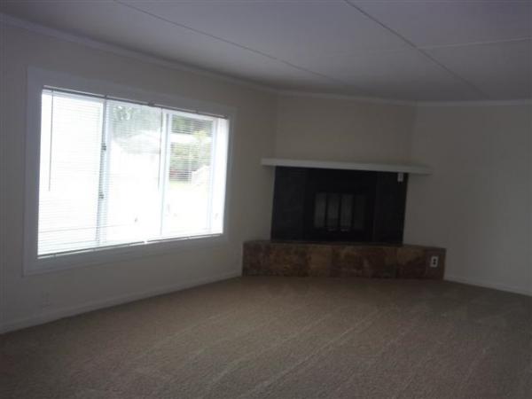 Clarkston Lakes 3865 AppleClarkston, MI 48348