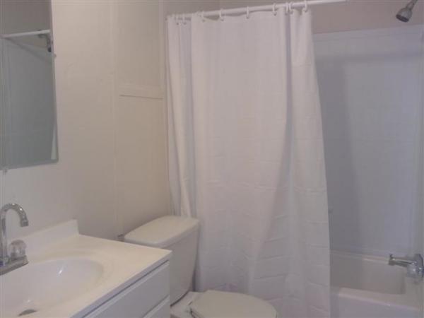 Clarkston Lakes 3865 AppleClarkston, MI 48348