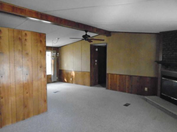 Sashabaw Meadows 4462 Butternut StClarkston, MI 48348