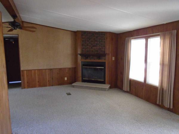 Sashabaw Meadows 4462 Butternut StClarkston, MI 48348