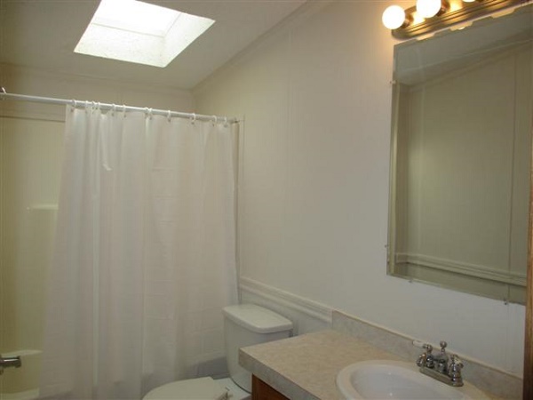 Clarkston Lakes 3876 AppleClarkston, MI 48348