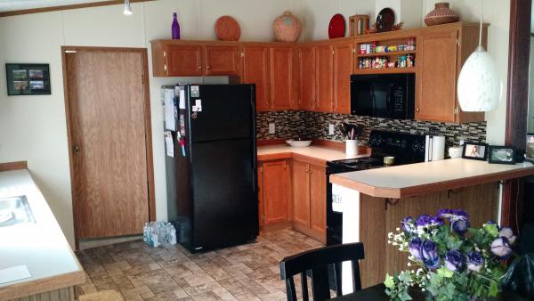 Springrove 17159 Diane DrDavisburg, MI 48350