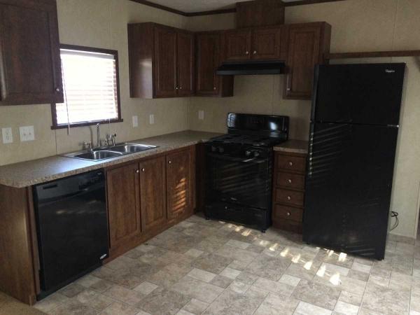 Springrove 17204 RobertsDavisburg, MI 48350