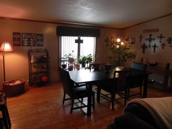 Springrove 17174 Louise DrDavisburg, MI 48350