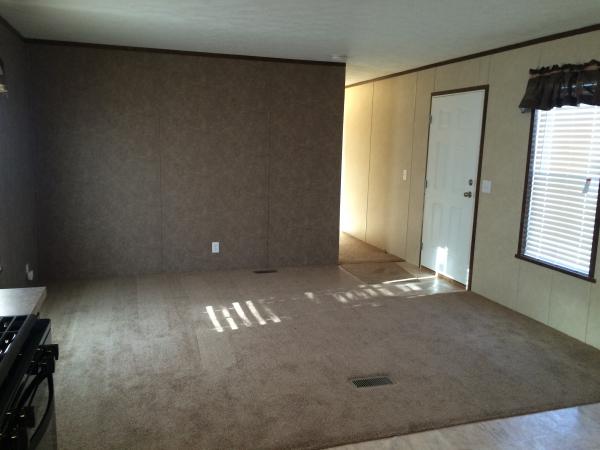 Springrove 17236 RobertsDavisburg, MI 48350