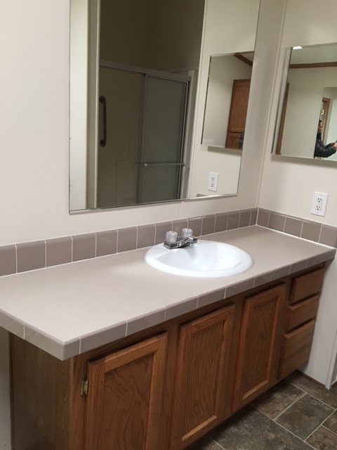 Hartland Meadows 13529 Denver DriveHartland, MI 48353