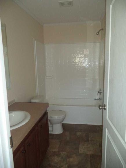 Highland Greens Estates 2359 N DundeeHighland, MI 48357