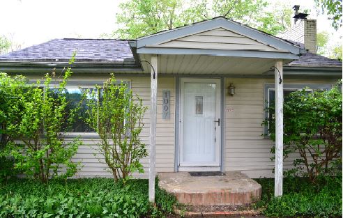 1007 Bayfield StLake Orion, MI, 48362Oakland County