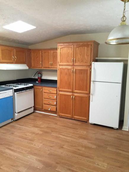 Woodlands Estates 526 Maple Ln.Oakland, MI 48363