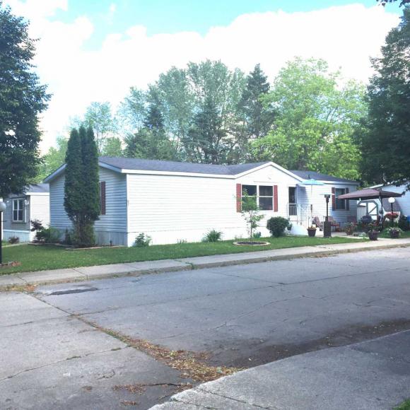 Woodlands Estates 87 LyndonOakland, MI 48363