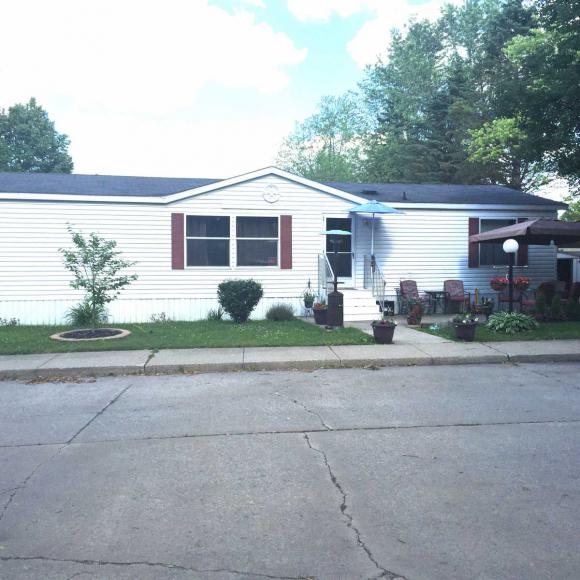 Woodlands Estates 87 LyndonOakland, MI 48363