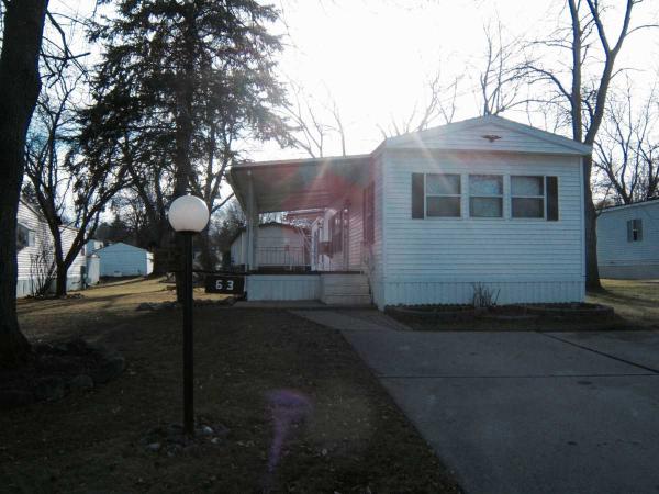 Woodlands Estates 63 LyndonOakland, MI 48363