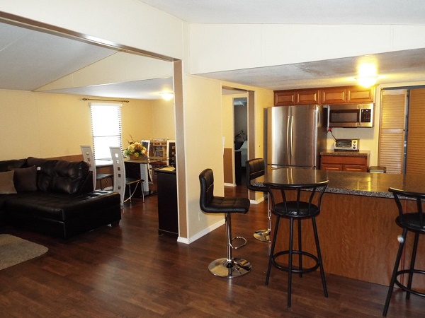 Novi Meadows 26219 LouisianaNovi, MI 48374
