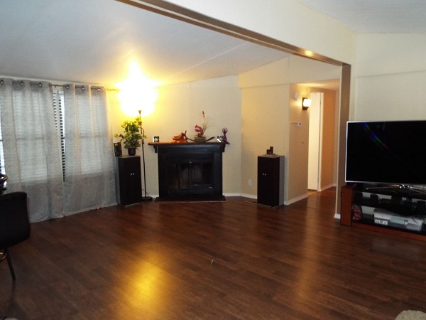 Novi Meadows 26219 LouisianaNovi, MI 48374
