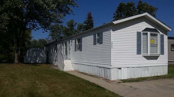 Cedarbrook Estates 5353 LaBelleWhite Lake, MI 48383