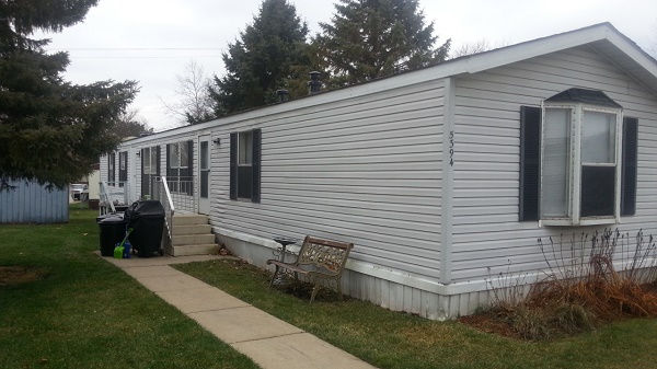 Cedarbrook Estates 5394 GravierWhite Lake, MI 48383