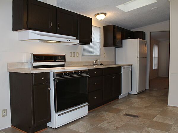 Commerce Meadows 60 BuckthornWixom, MI 48393