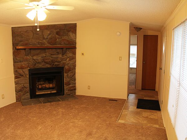 Commerce Meadows 60 BuckthornWixom, MI 48393
