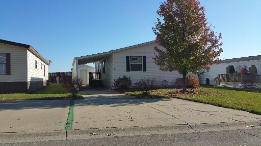 Commerce Meadows 54 BuckthornWixom, MI 48393