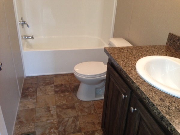 Stratford Villa 2505 BellWixom, MI 48393