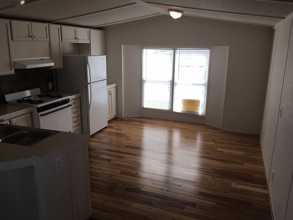 Commerce Meadows 352 OsageWixom, MI 48393