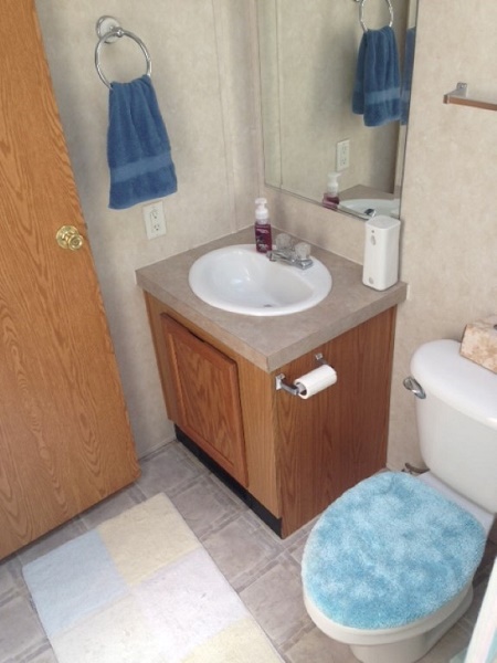 Stratford Villa 2278 KingWixom, MI 48393