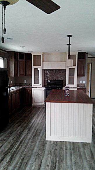Grand Blanc Crossing 312 Fox Chase BlvdGrand Blanc, MI 48439
