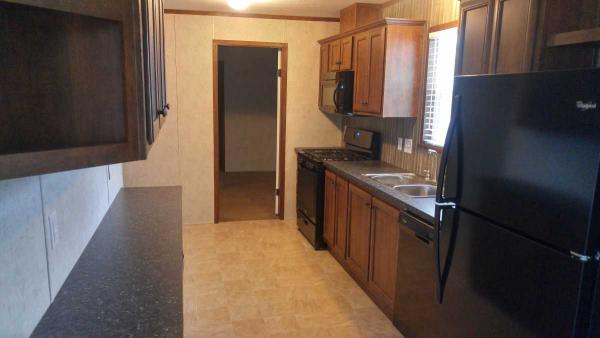 Groveland Manor Mobile Home Park 13318 Dixie Hwy Lot # 98Holly, MI 48442