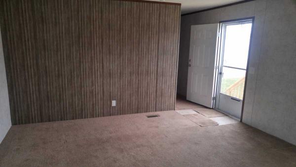 Groveland Manor Mobile Home Park 13318 Dixie Hwy Lot # 98Holly, MI 48442