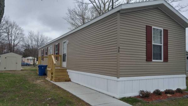 Groveland Manor Mobile Home Park 13318 Dixie Hwy Lot # 98Holly, MI 48442