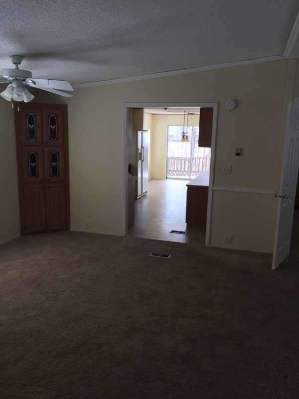 Hawaiian Gardens/Holly Village 4261 Grange Hall Rd #209Holly, MI 48442
