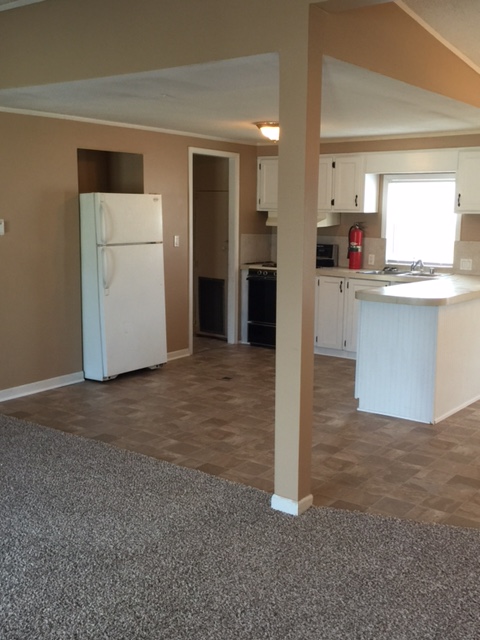 Hawaiian Gardens/Holly Village 4261 Grange Hall Rd #45Holly, MI 48442