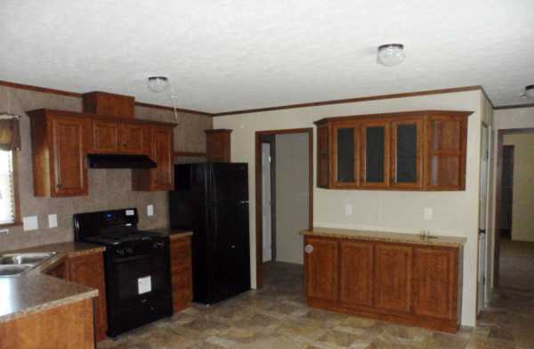Hawaiian Gardens/Holly Village 4041 Grange Hall Rd #102Holly, MI 48442