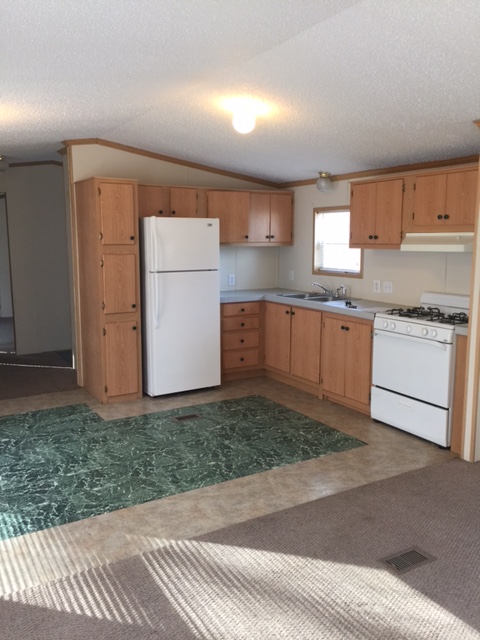 Hawaiian Gardens/Holly Village 4261 Grange Hall Rd #207Holly, MI 48442