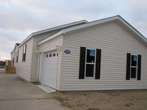 Pine Lakes Mobile Home Park 2678 Pensicola CourtLapeer, MI 48446