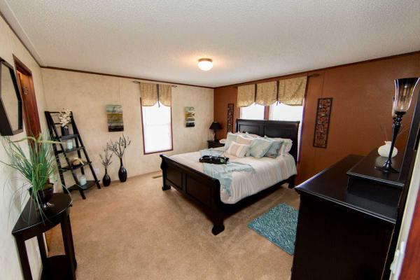 Pine Ridge 15633 Pine RidgeLinden, MI 48451
