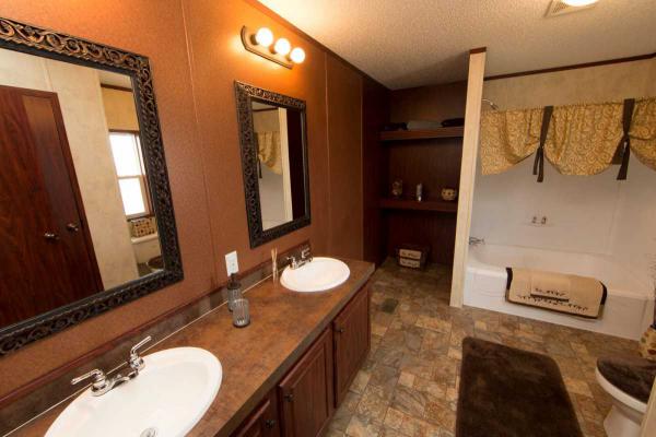 Pine Ridge 15633 Pine RidgeLinden, MI 48451