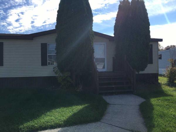Pine Ridge 9416 EvergreenLinden, MI 48451