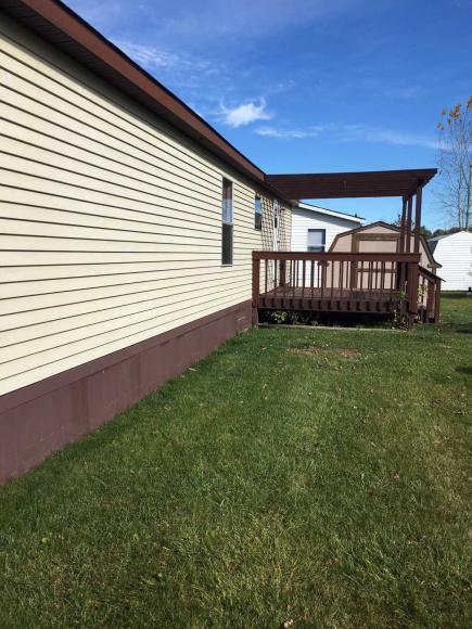 Pine Ridge 9416 EvergreenLinden, MI 48451