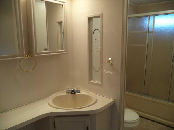 Highlands Estates424 MelroseMount Morris, MI 48458