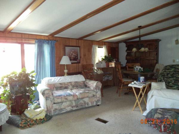Highlands Estates409 MelroseMount Morris, MI 48458
