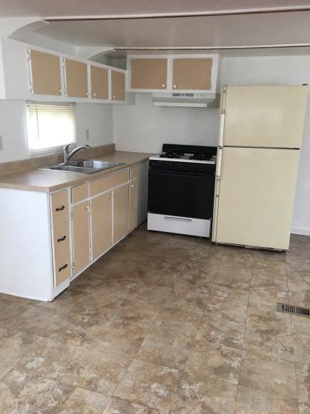 5182 S. Dort Highway Unit 33 ,MI, Flint, 48507