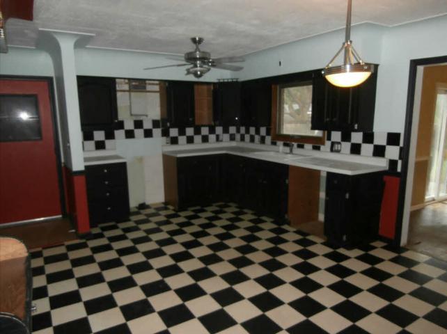 3085 Wildwood DrSaginaw, MI, 48603Saginaw County