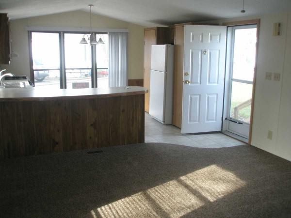 Oakside Mobile Home Park 2752 W.N. Union Lot 18Midland, MI 48642