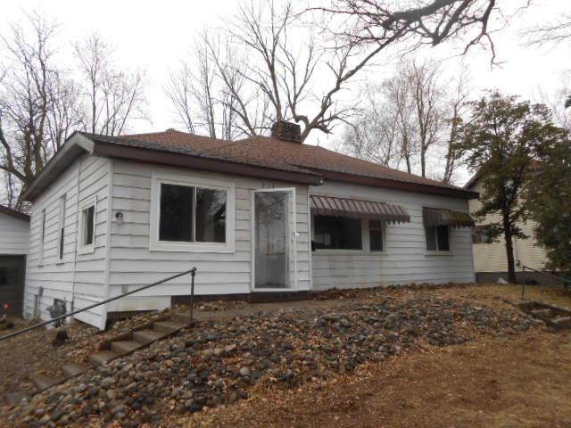 217 W Belle AveSt Charles, MI, 48655Saginaw County