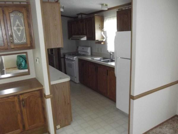 Fairfield Manor 1039 Grouse DrBay City, MI 48706